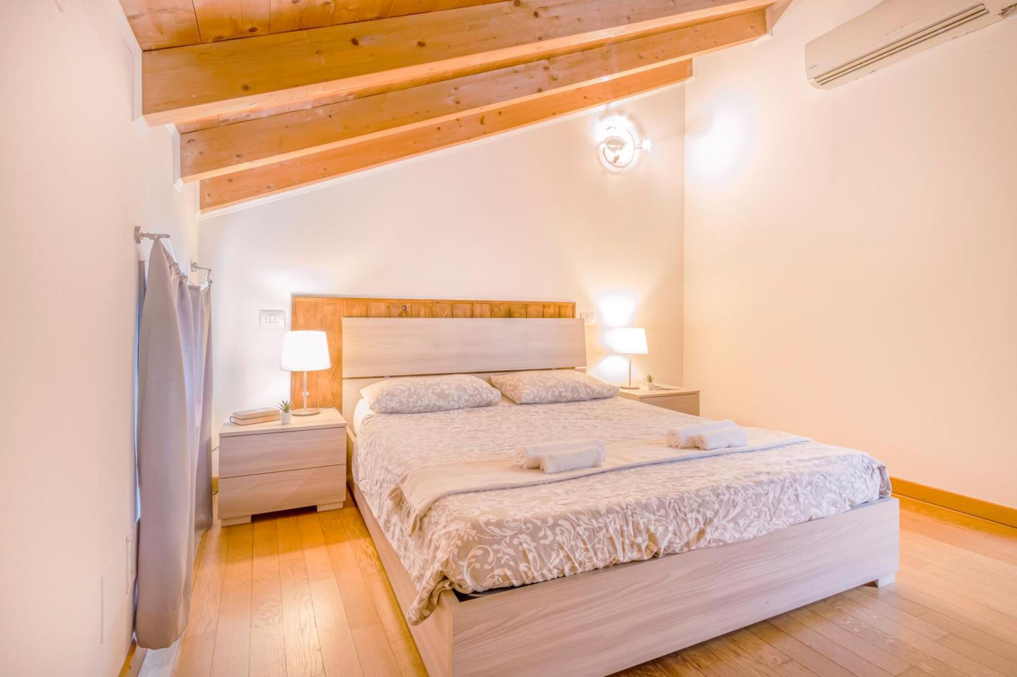 Stazione 200M - Wifi - Aria Condizionata - Smart Tv Apartment Parma Luaran gambar
